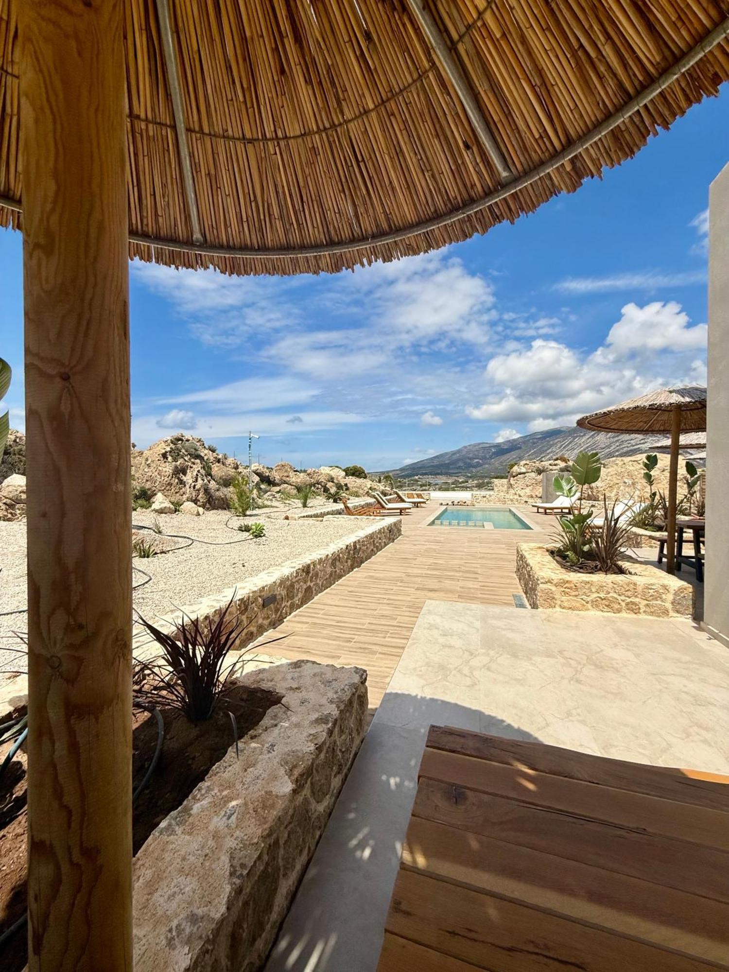 Cove Elafonisi Apartments Agios Pandeleimon  المظهر الخارجي الصورة
